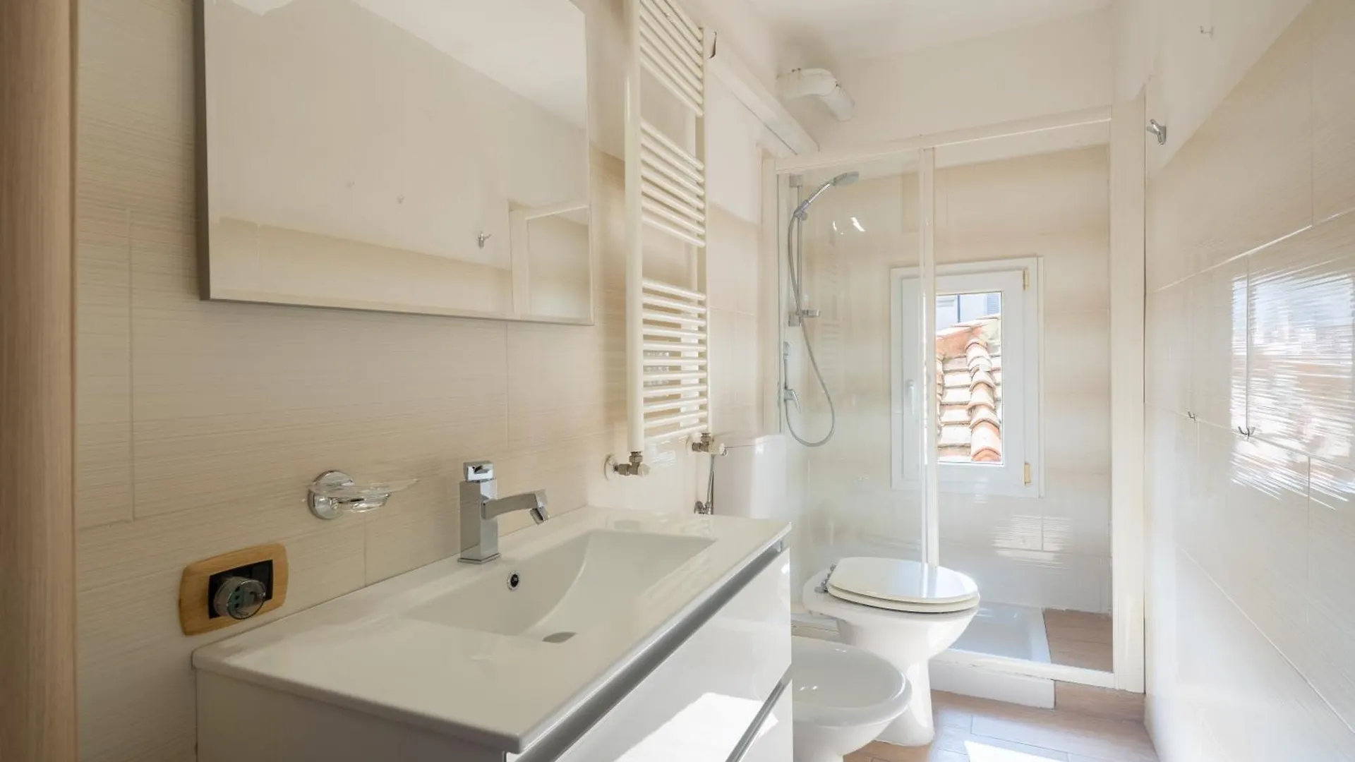 Apartment Home Borgognissanti Florence Italy